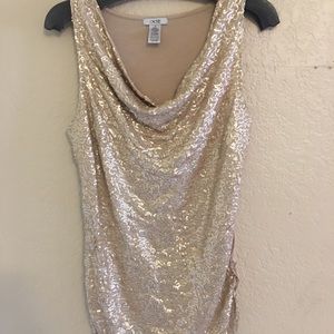 Cache Tops - Medium cache sequined gold strapless top! Cache Tops - Medium cache sequined gold strapless top!